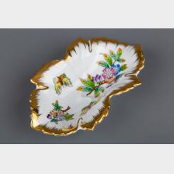 Herend Queen Victoria Leaf Shaped Nut Dish #7724/VBO II.