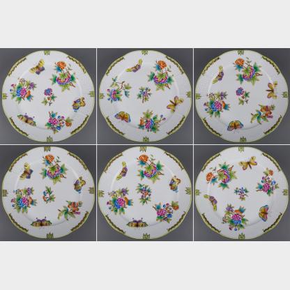Brand New Set of Six Herend Queen Victoria Dinner Plates, 6 Pieces, #524/VBO