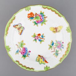 Set of Six Herend Queen Victoria Luncheon Plates #1520/VBO