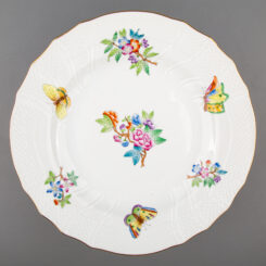 Set of Six Herend Queen Victoria Rocaille Pasta Dinner Plates #1525/VA